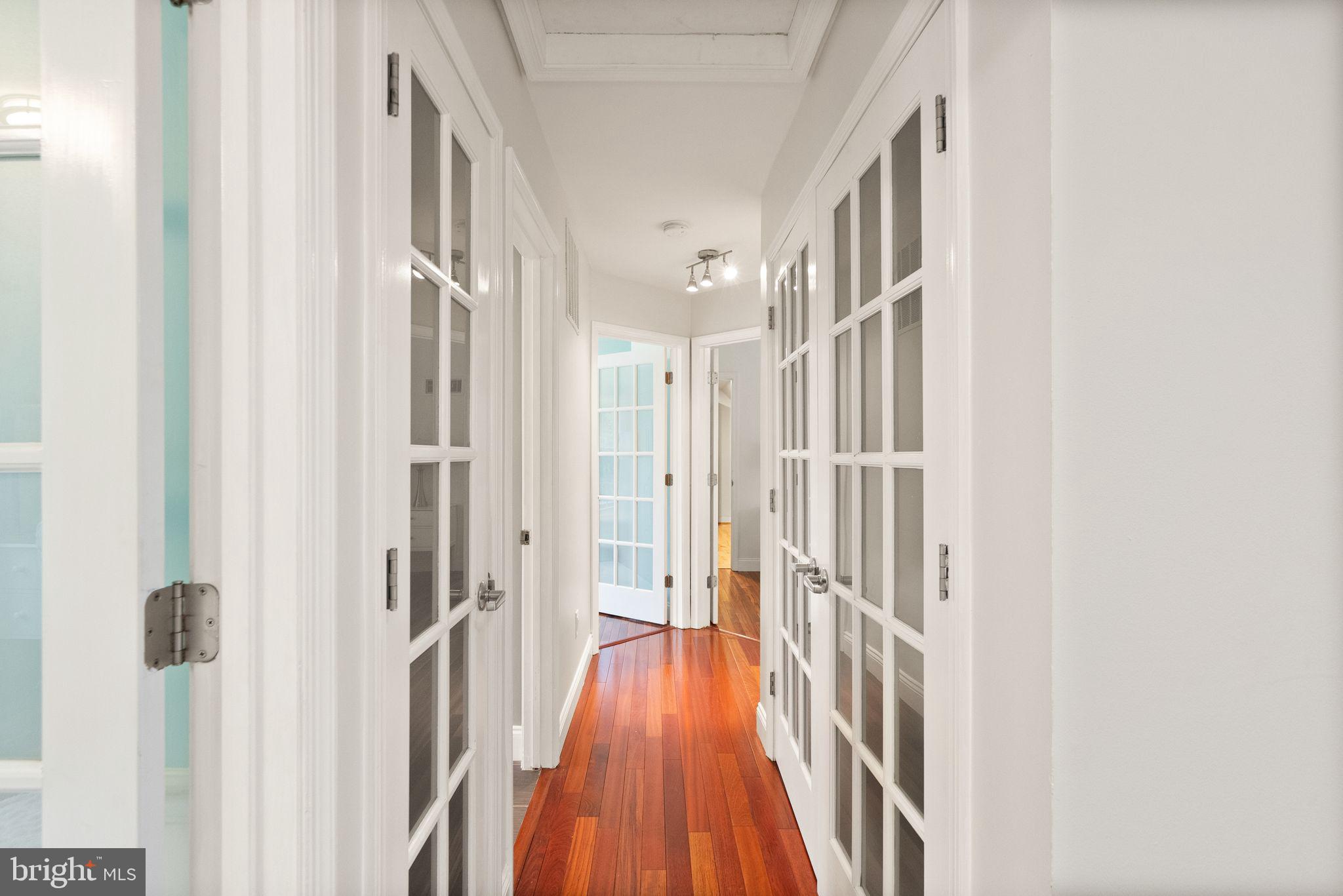 9121 Silver Pointe Way