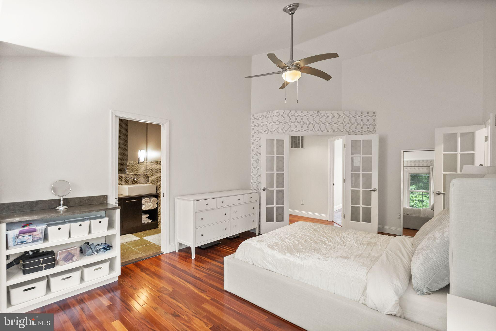 9121 Silver Pointe Way