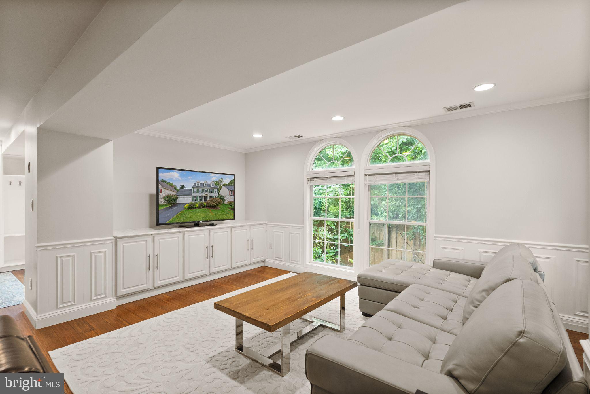 9121 Silver Pointe Way