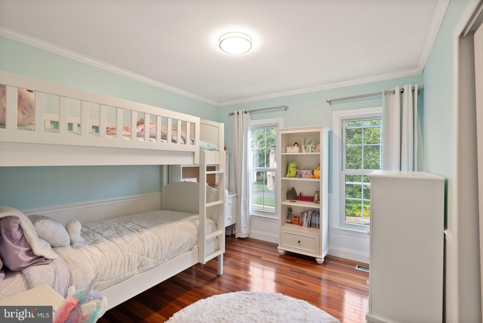 9121 Silver Pointe Way