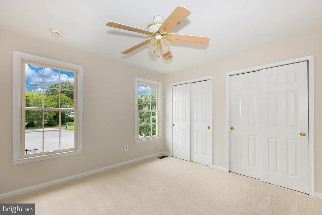 8103 Little Ridge Ln