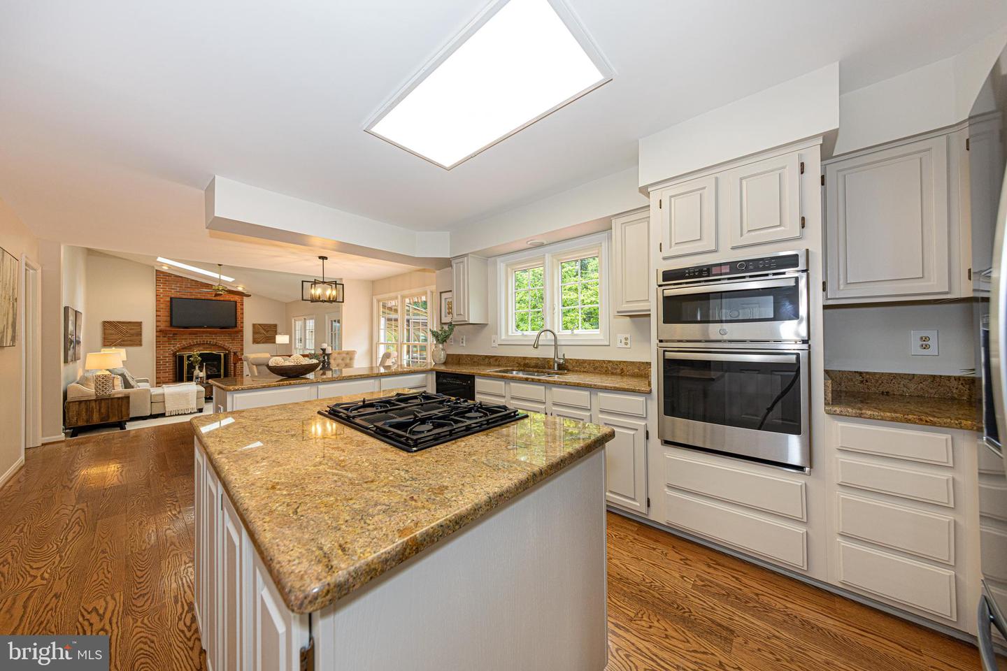 8103 Little Ridge Ln