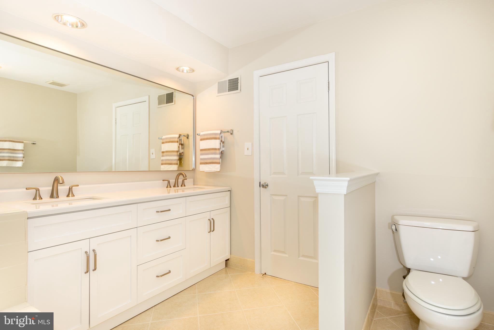 8103 Little Ridge Ln