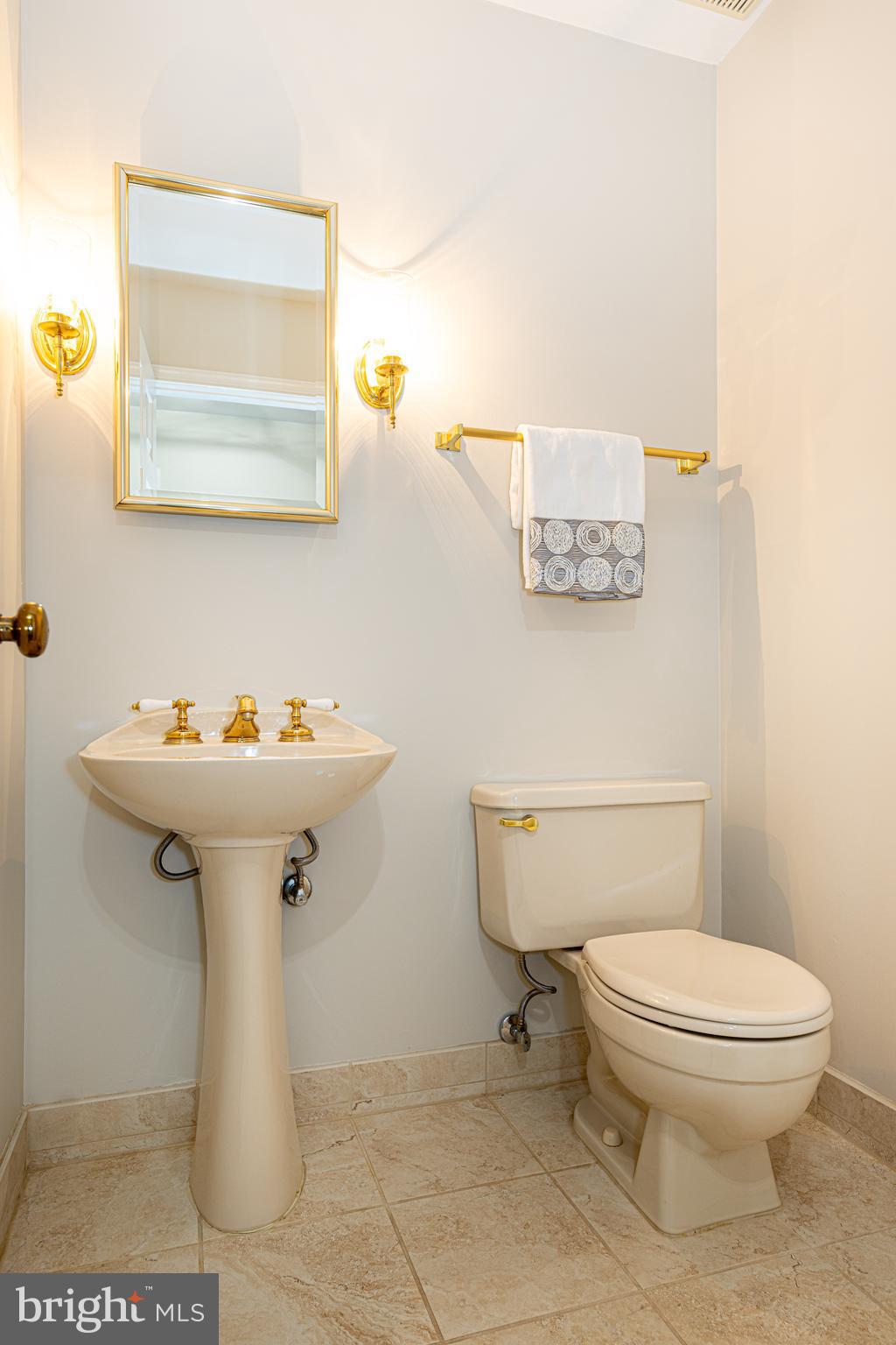 8103 Little Ridge Ln