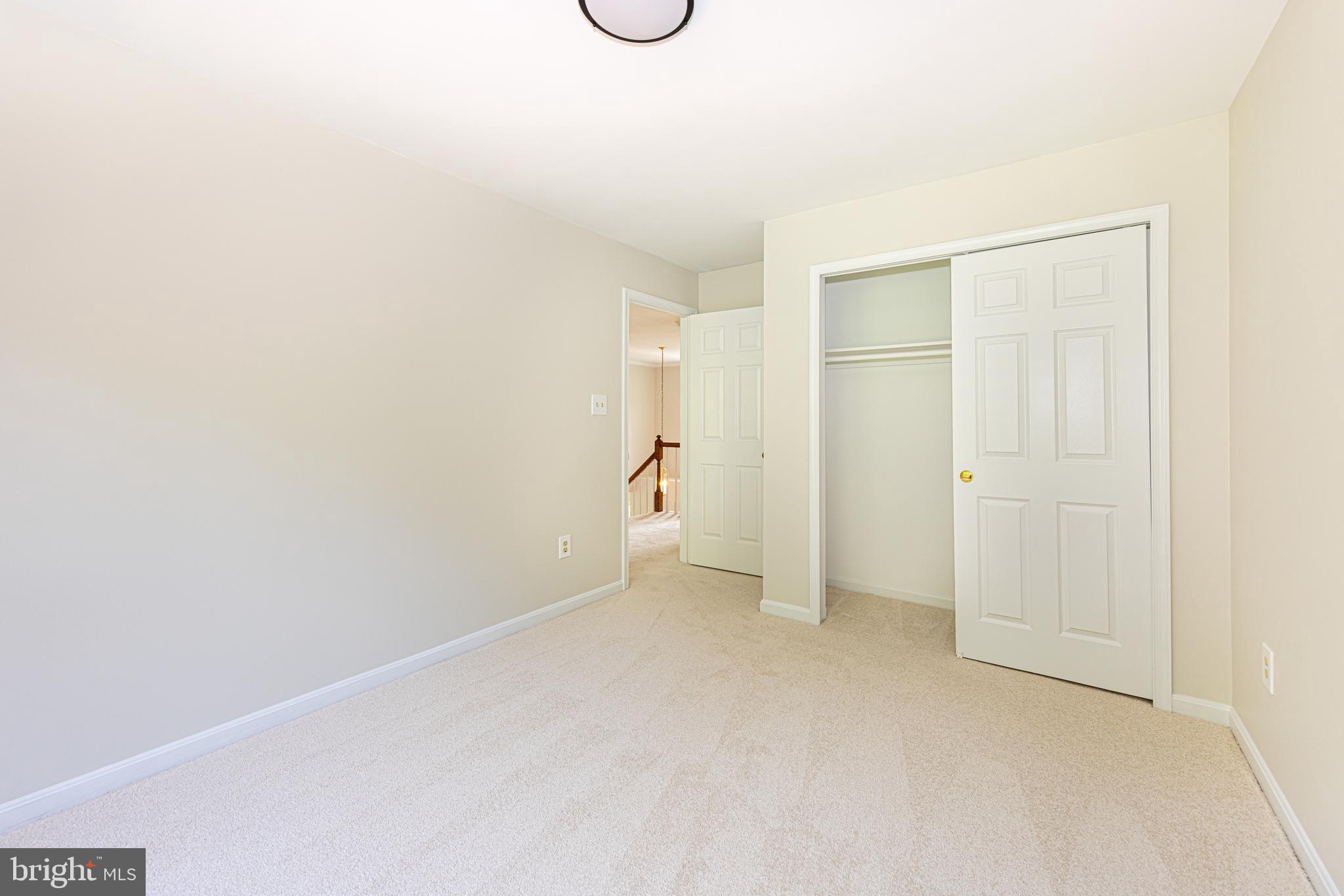 8103 Little Ridge Ln