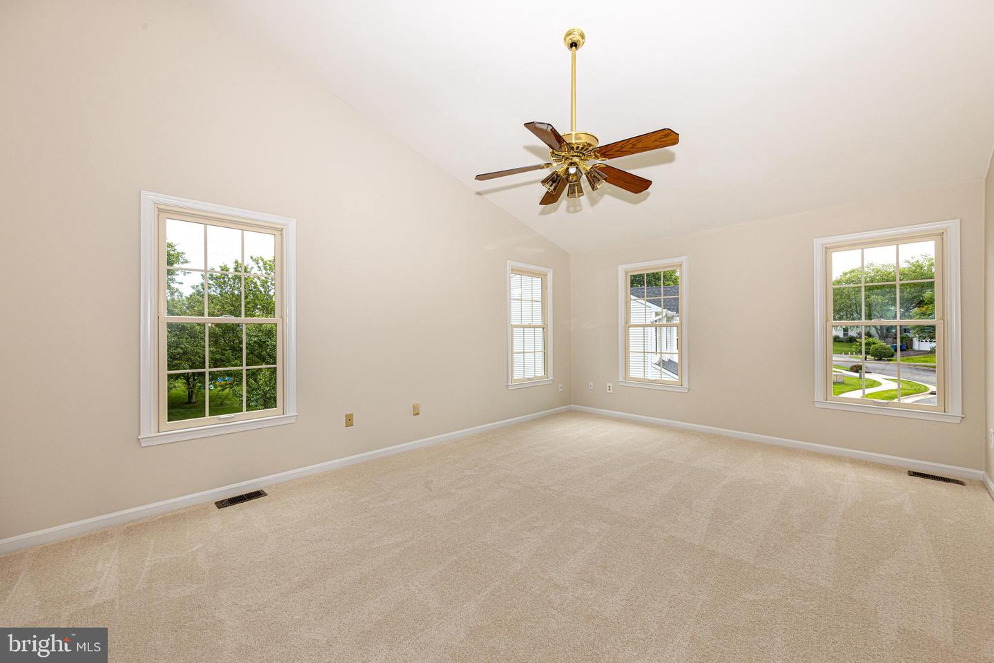 8103 Little Ridge Ln