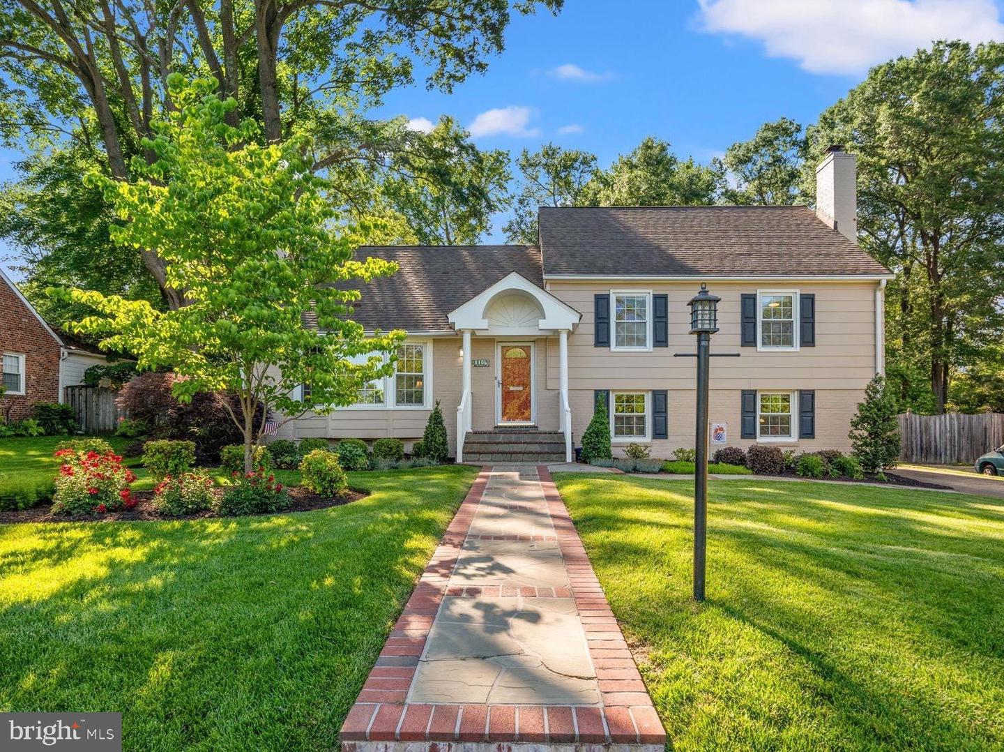 1106 Alden Rd
