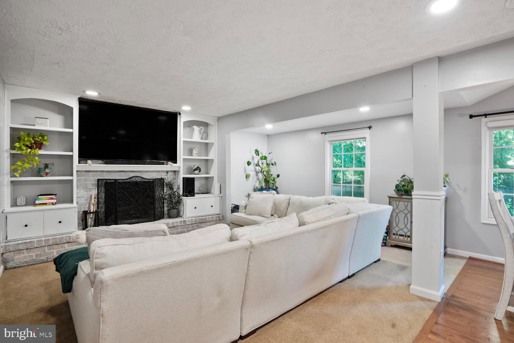 10911 CARTERS OAK WAY