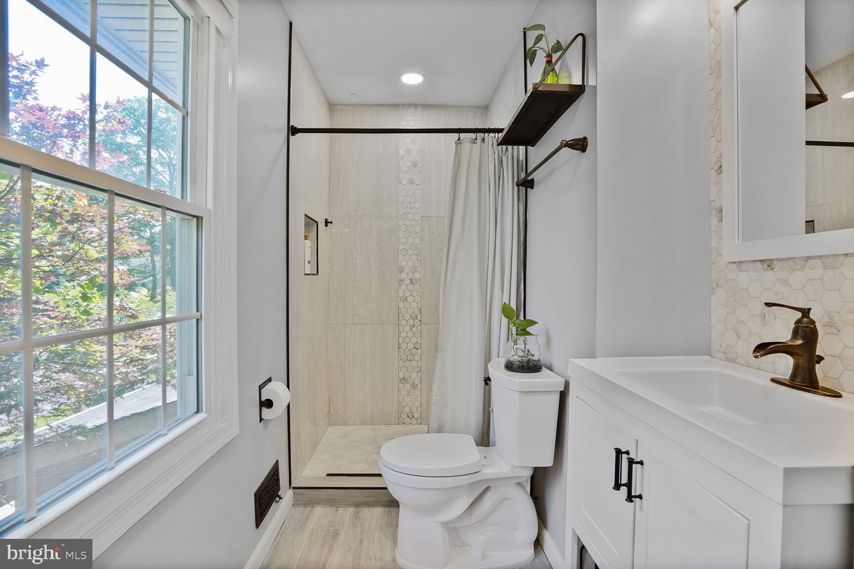 10911 CARTERS OAK WAY