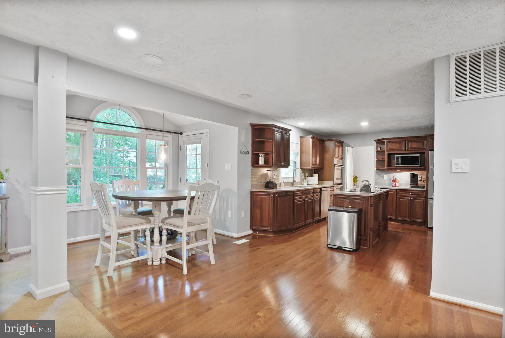 10911 CARTERS OAK WAY