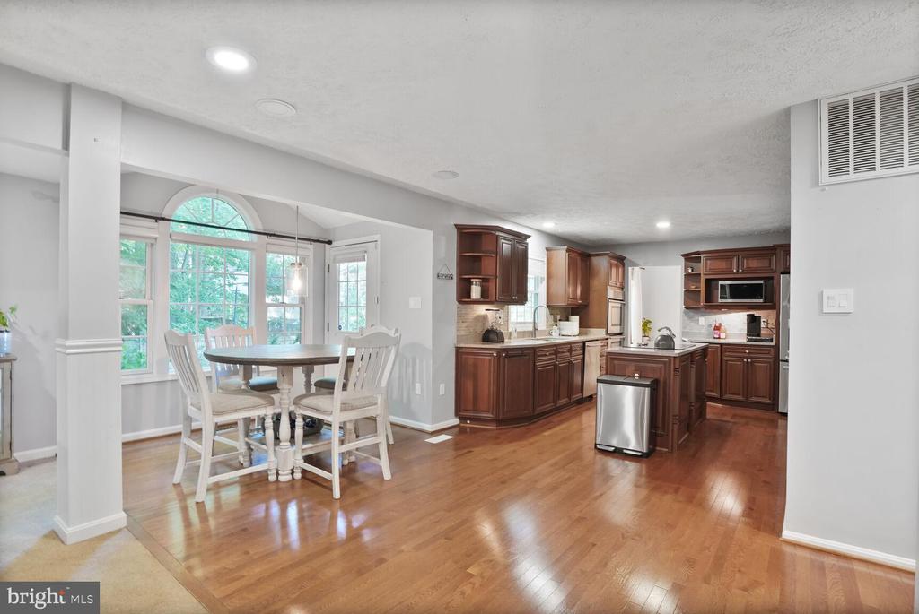10911 CARTERS OAK WAY