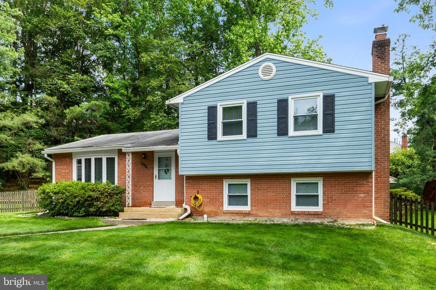 9211 Capricorn Ct