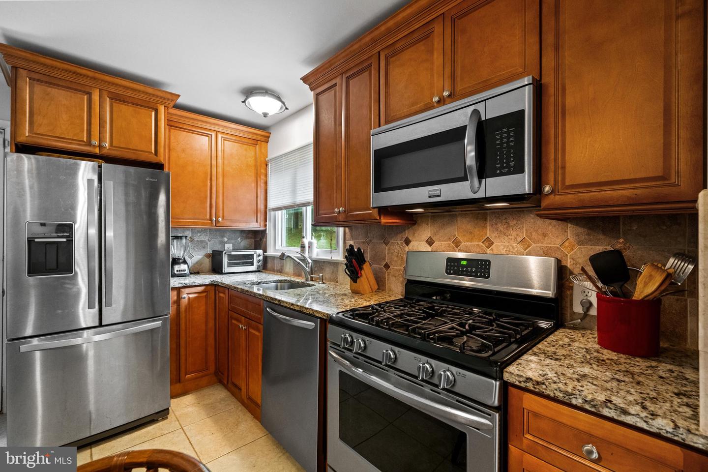 9211 Capricorn Ct