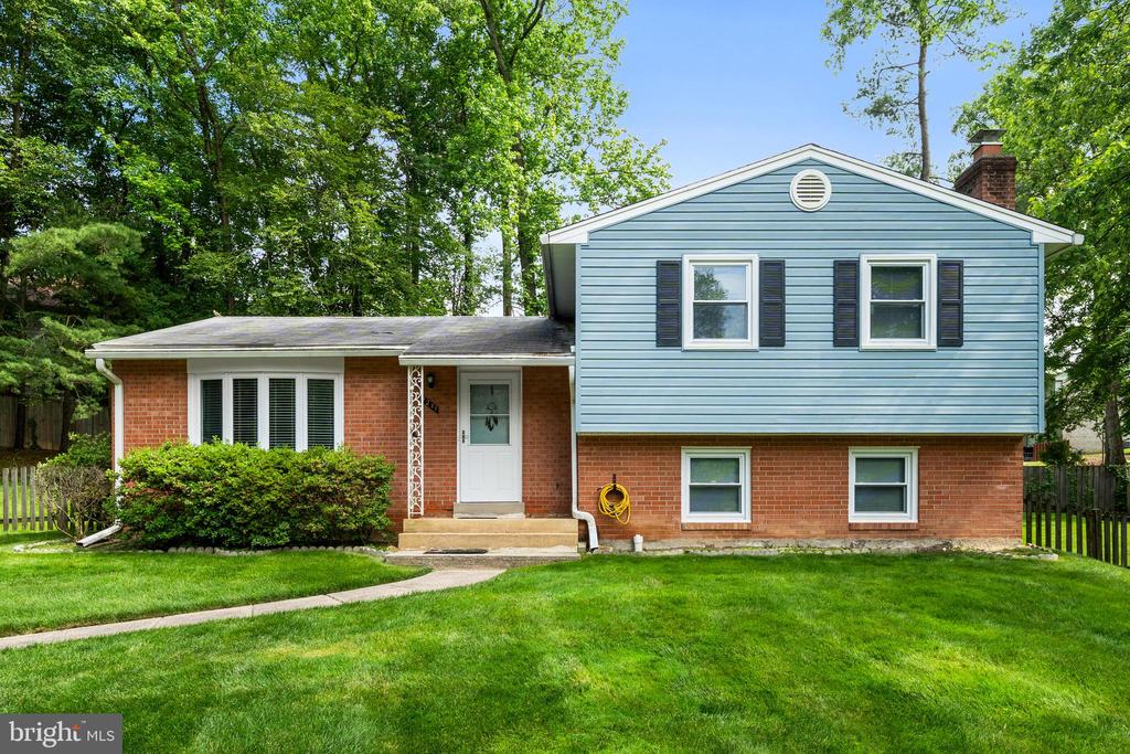 9211 Capricorn Ct