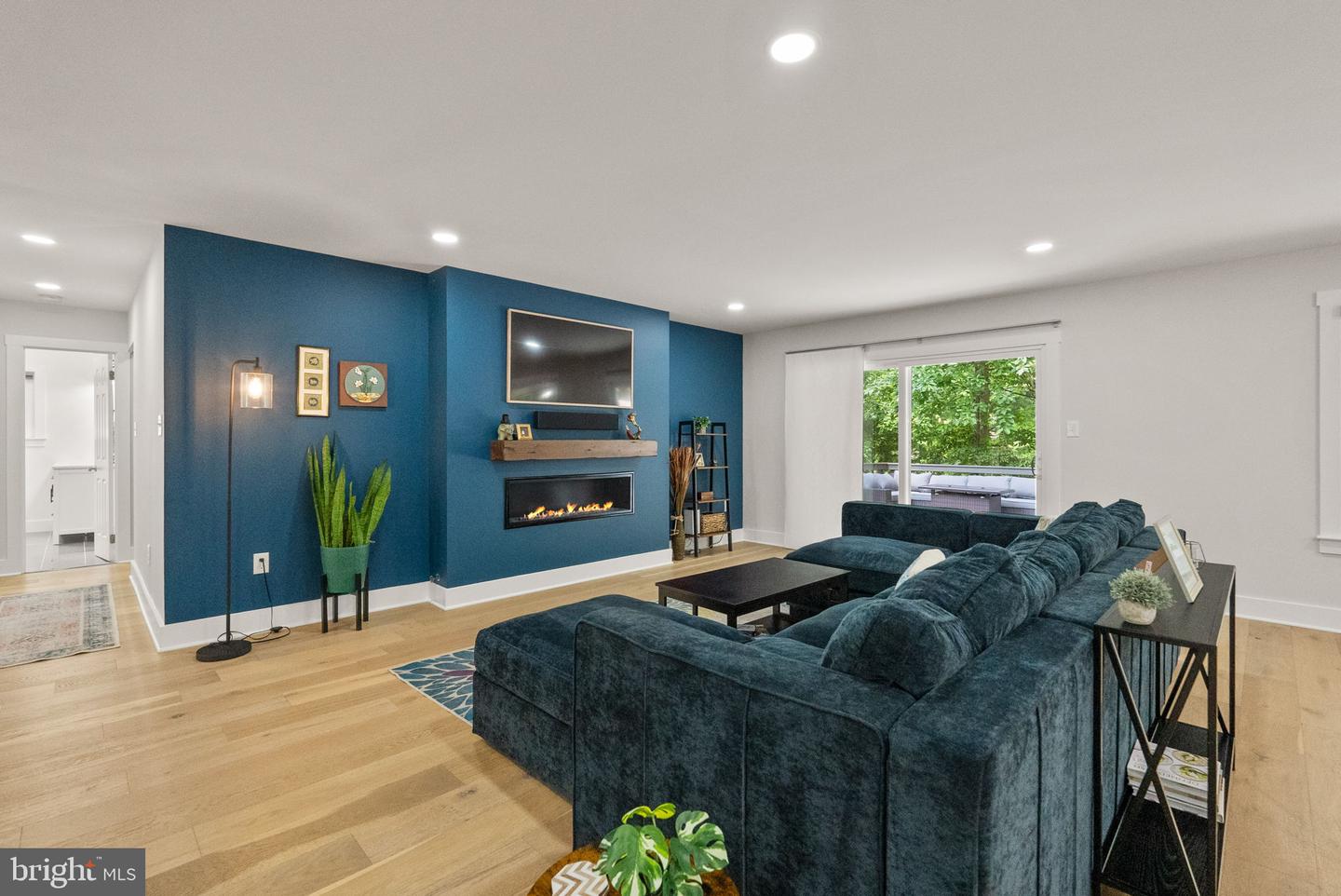 7816 Wendy Ridge Ln