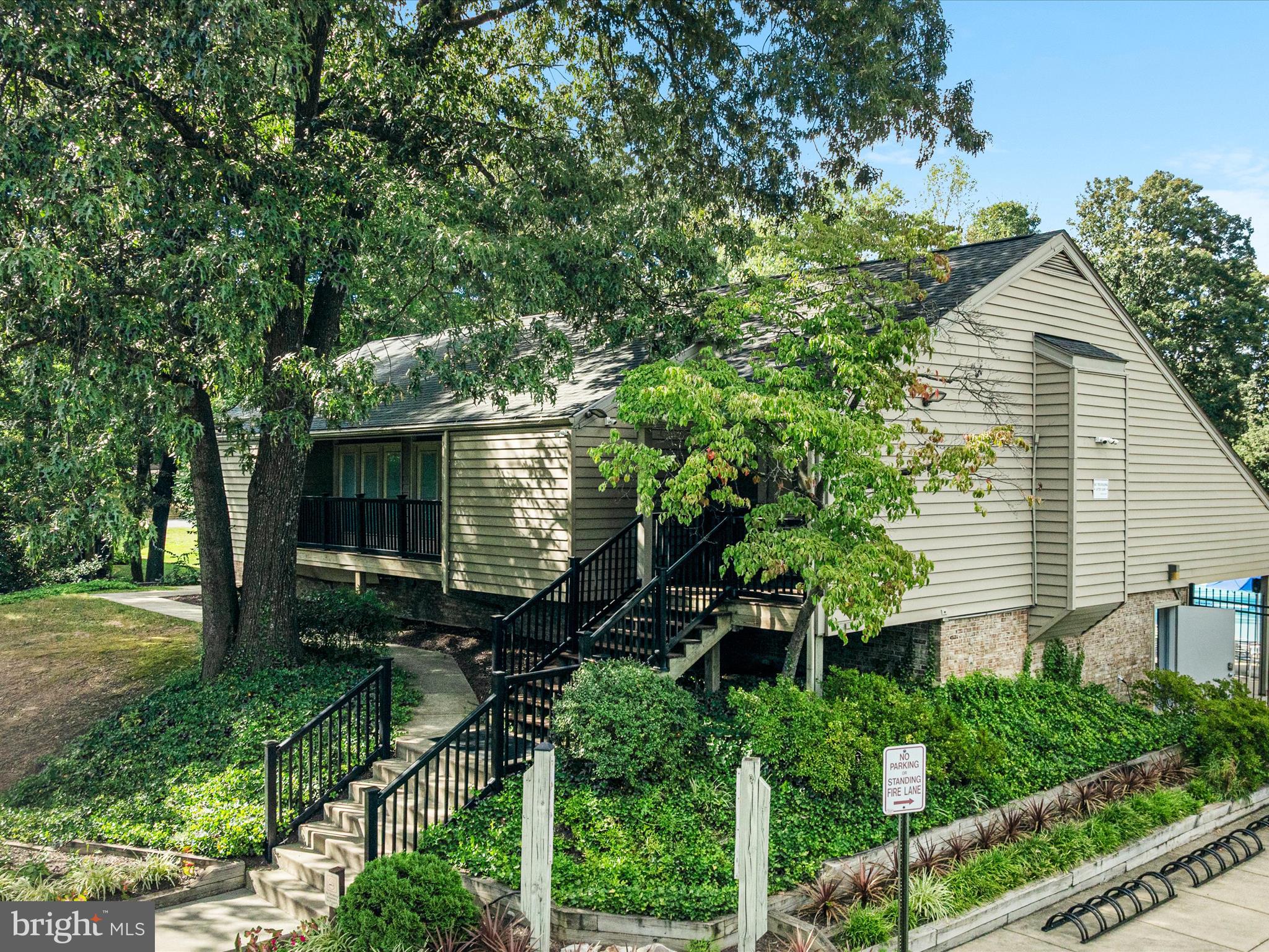 1513 MILLIKENS BEND ROAD