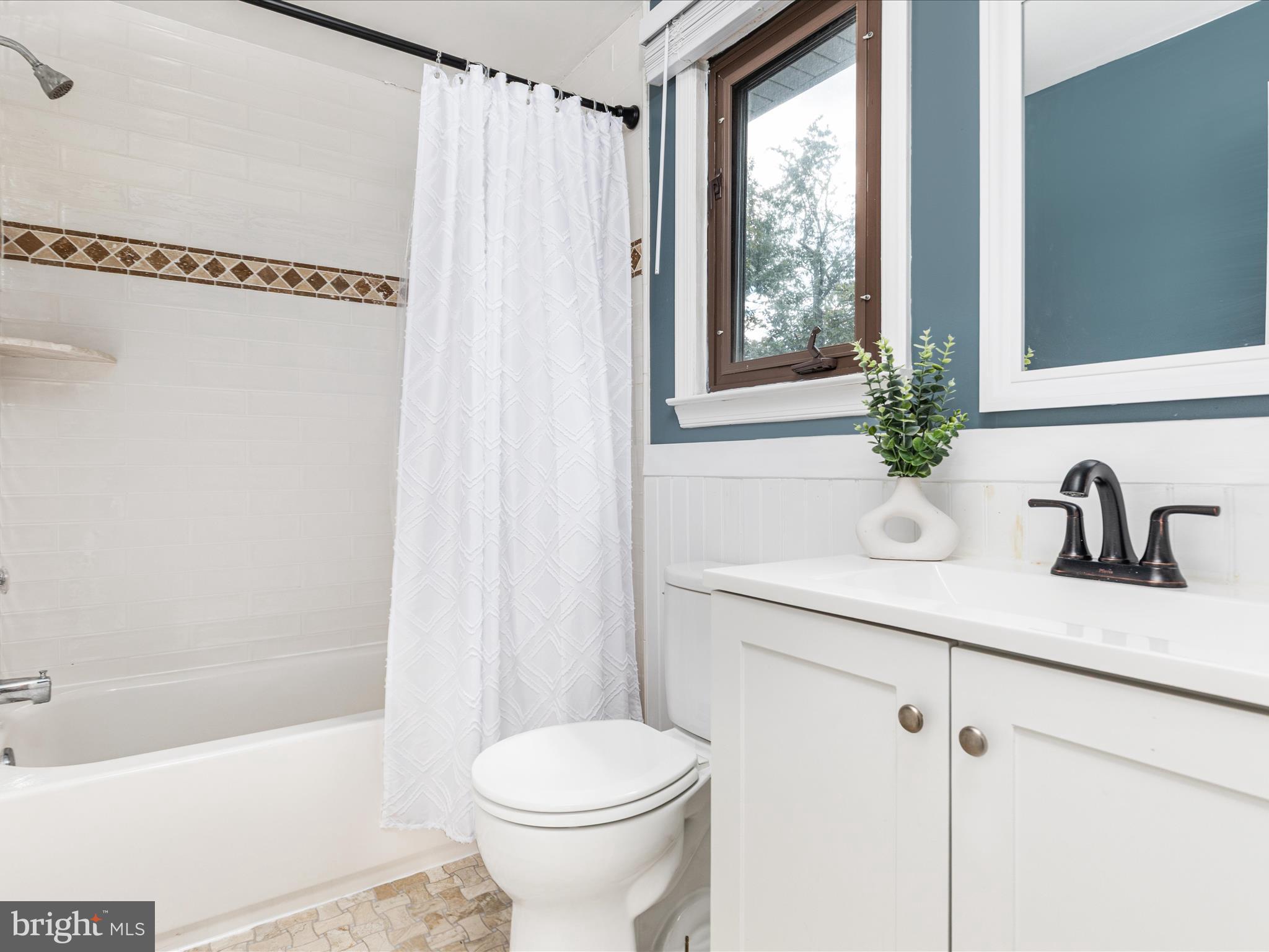 1513 MILLIKENS BEND ROAD