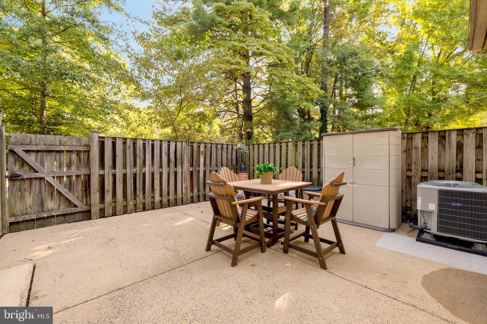 9461 CLOVERDALE COURT