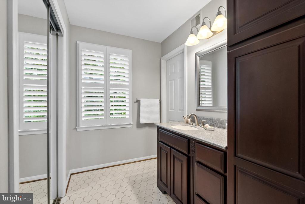 7839 VERVAIN COURT