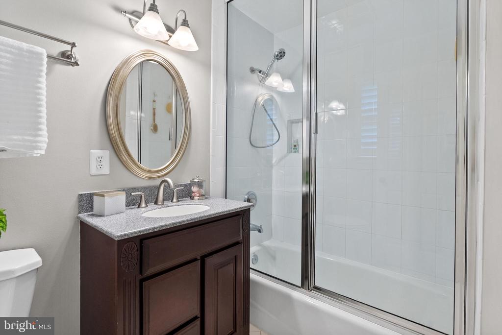 7839 VERVAIN COURT