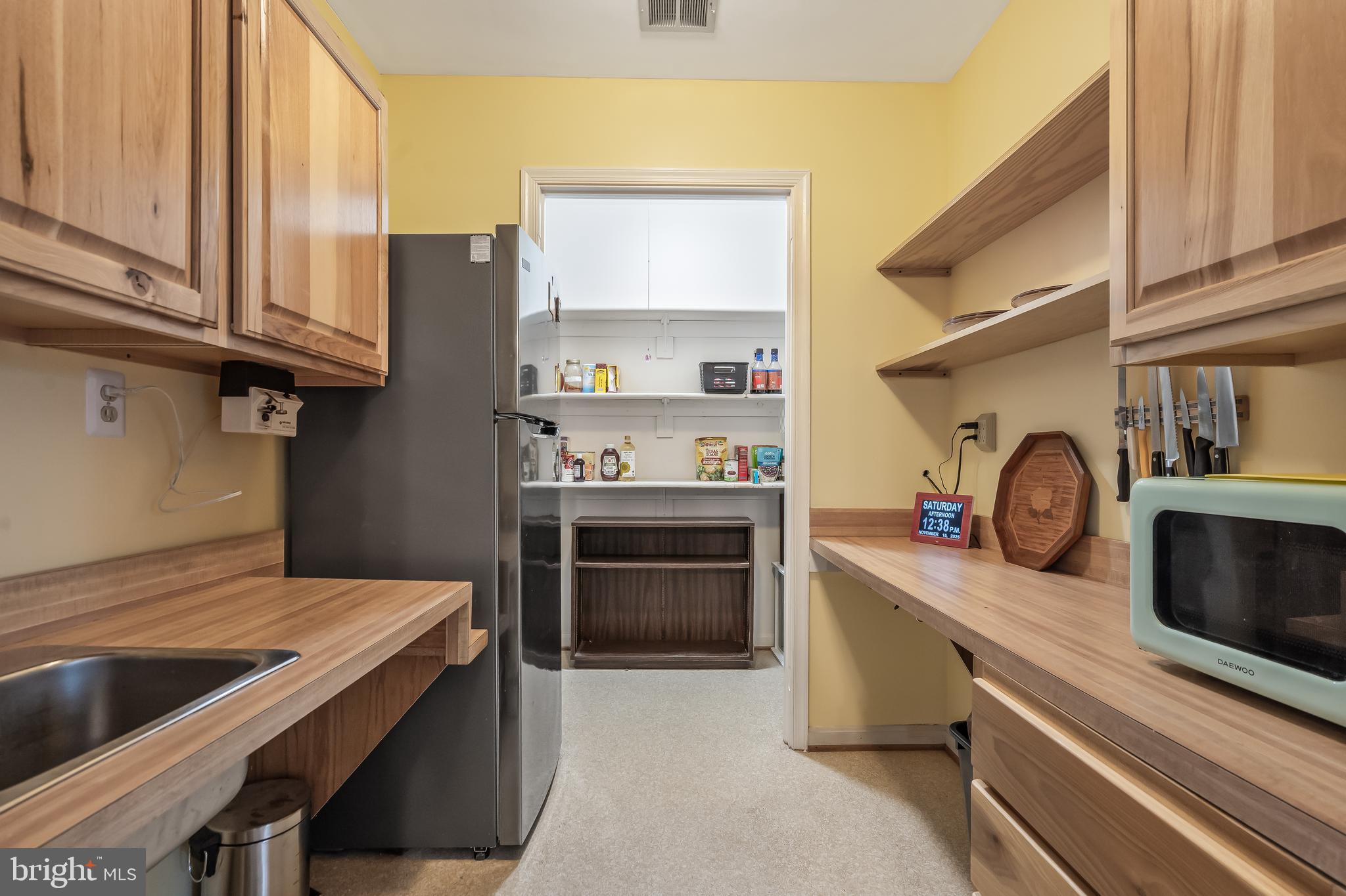 8601 BUCKBOARD DRIVE