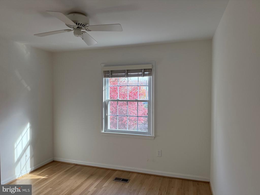 5257 LEESTONE COURT