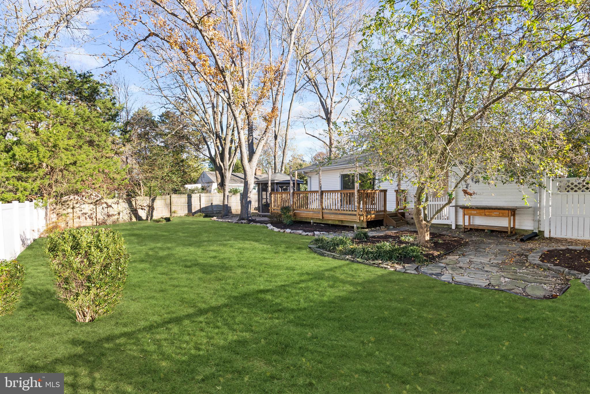 2002 SHENANDOAH ROAD