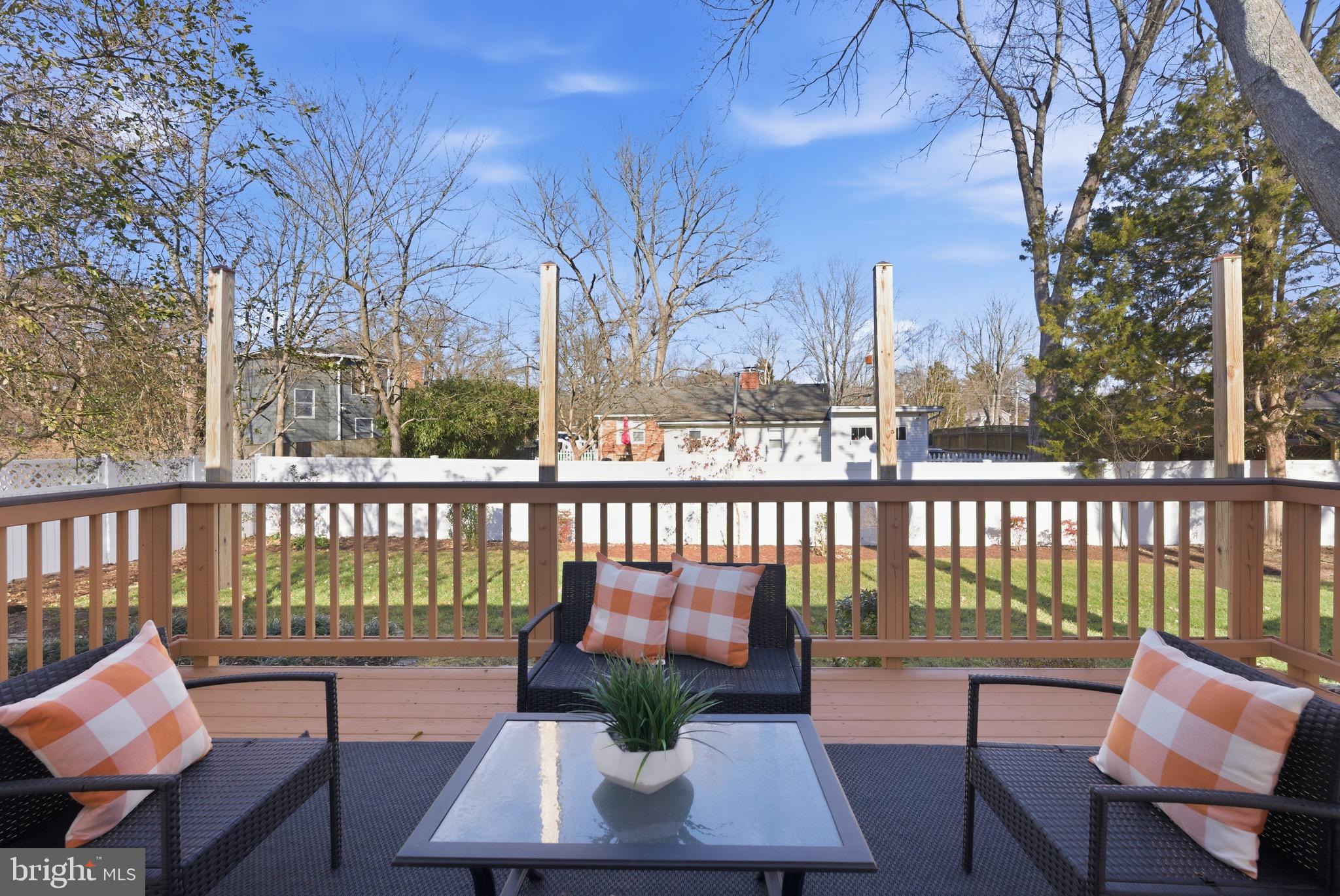 2002 SHENANDOAH ROAD