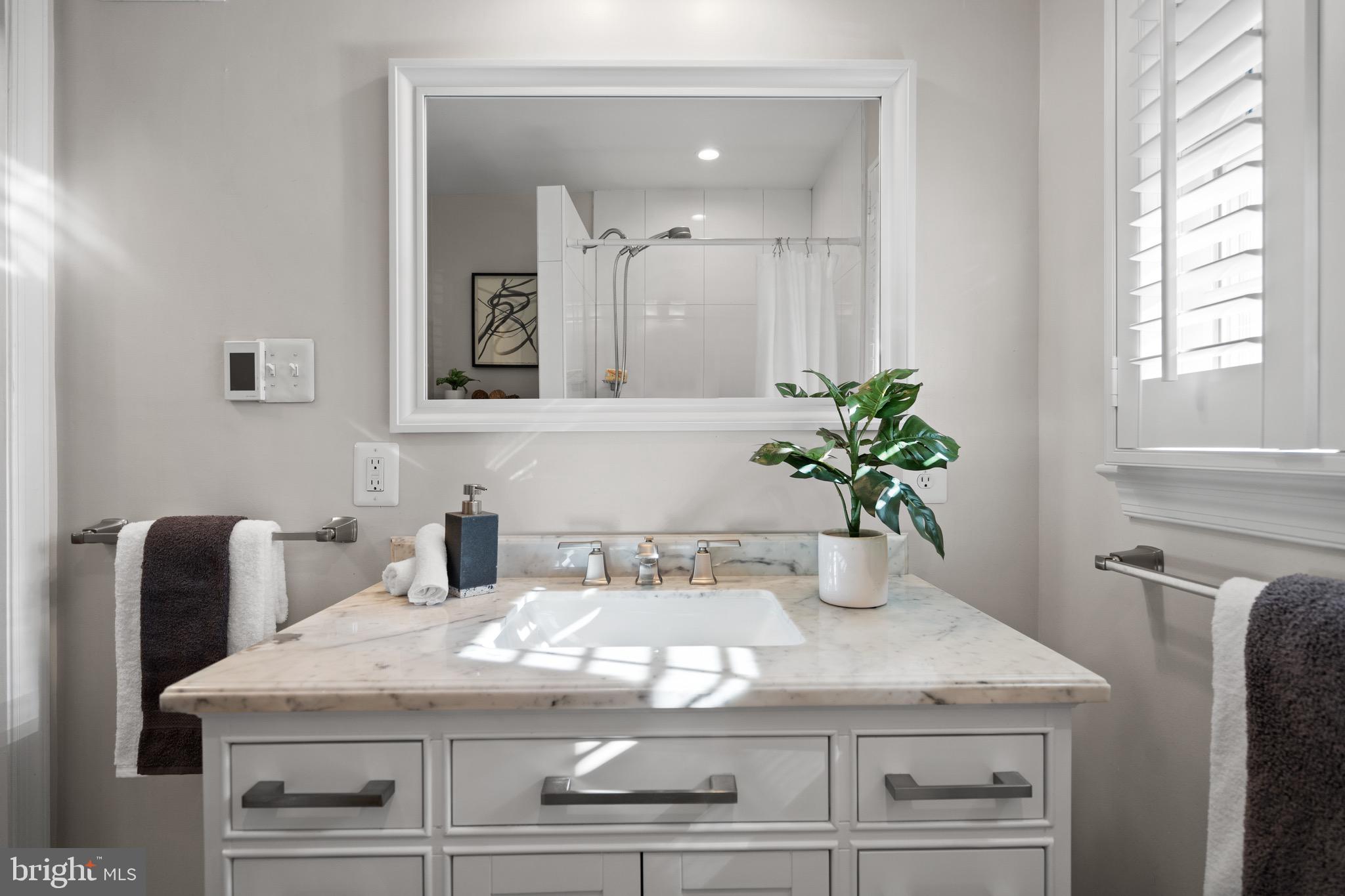 2002 SHENANDOAH ROAD