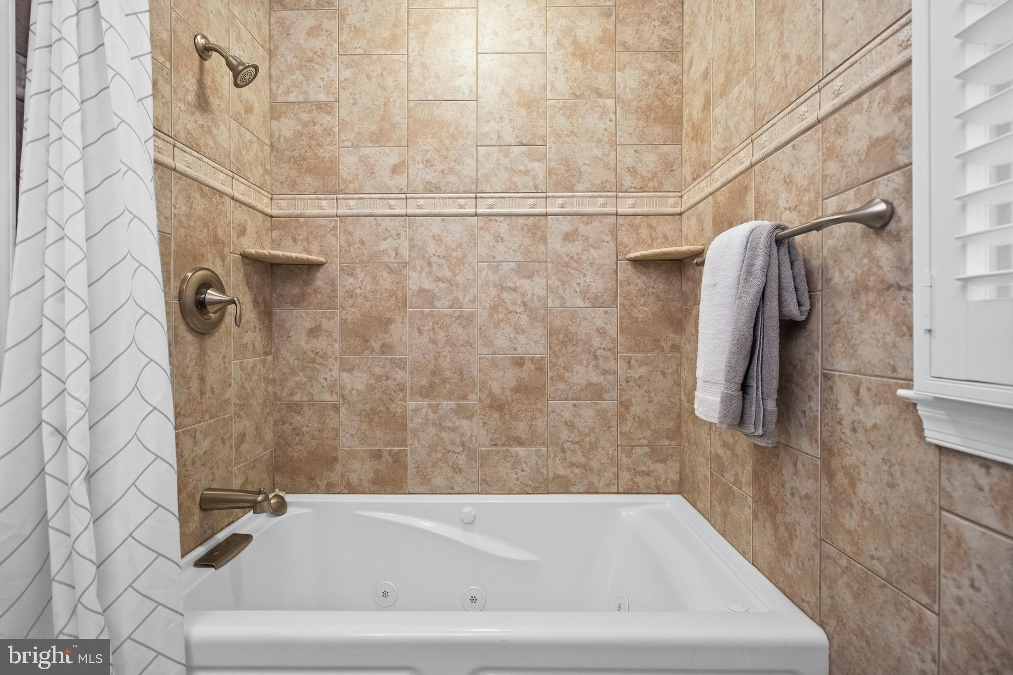 2002 SHENANDOAH ROAD