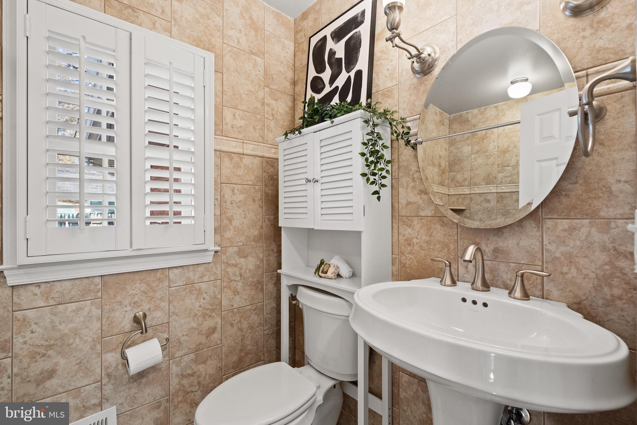 2002 SHENANDOAH ROAD