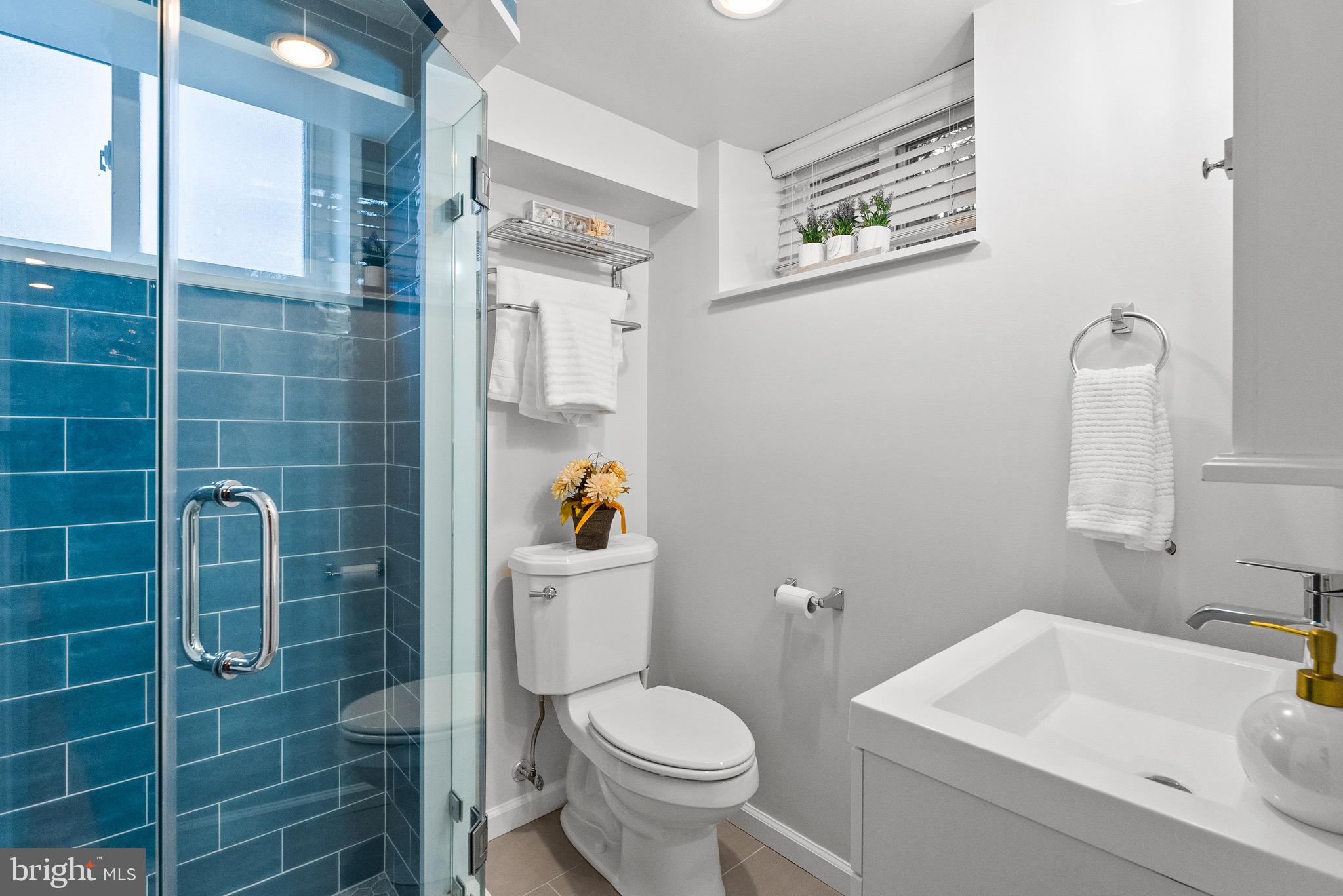 7911 BAINBRIDGE ROAD