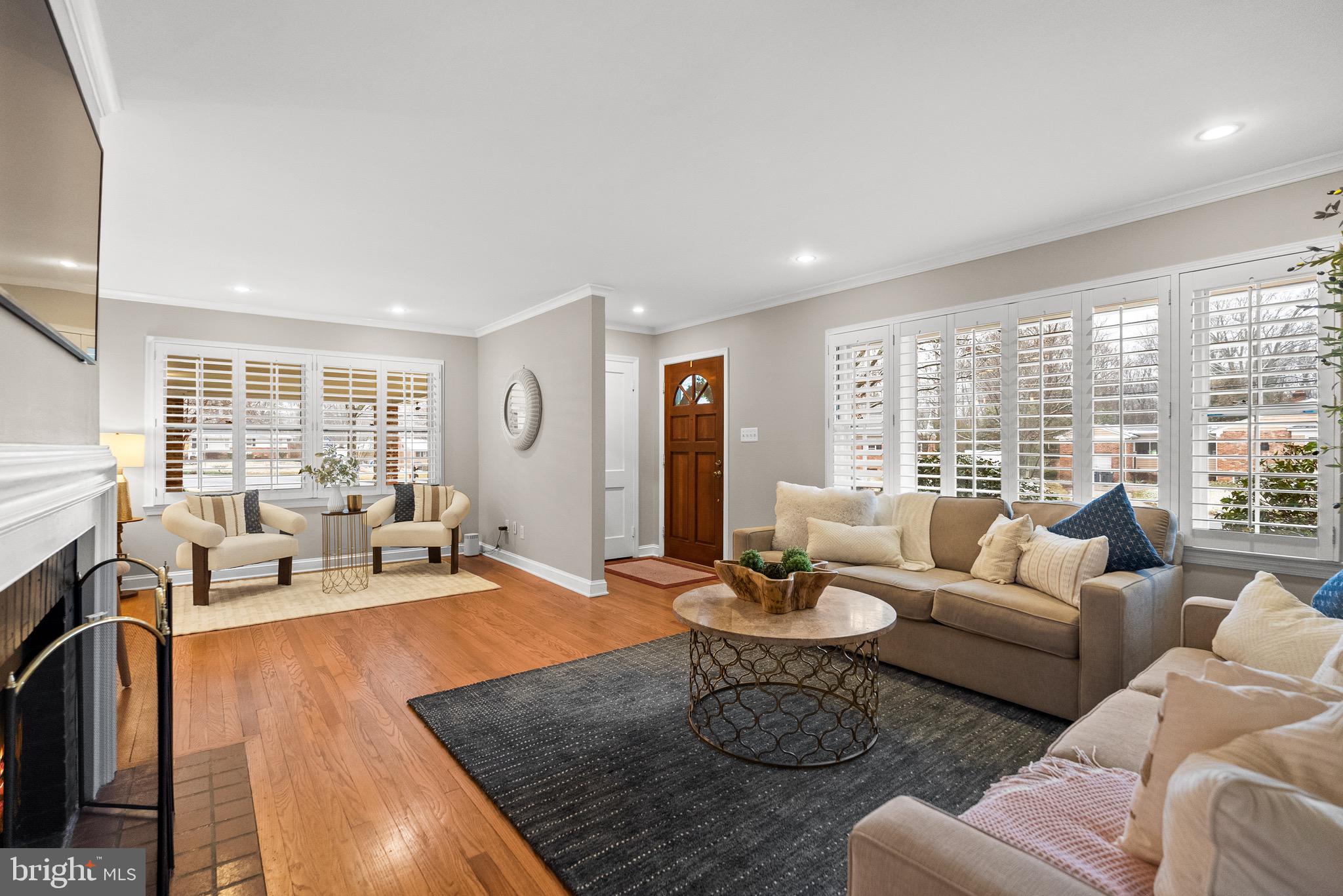 7911 BAINBRIDGE ROAD