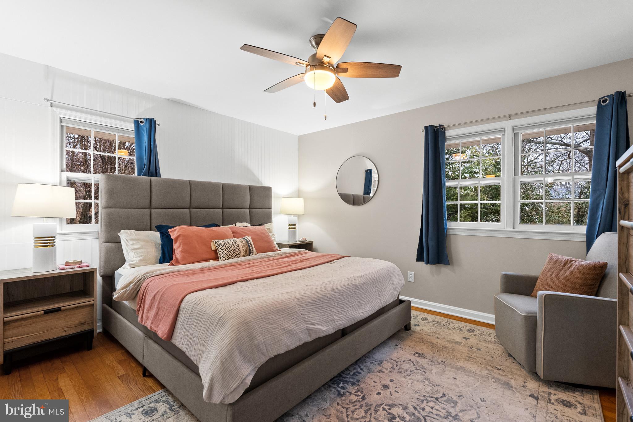 7911 BAINBRIDGE ROAD