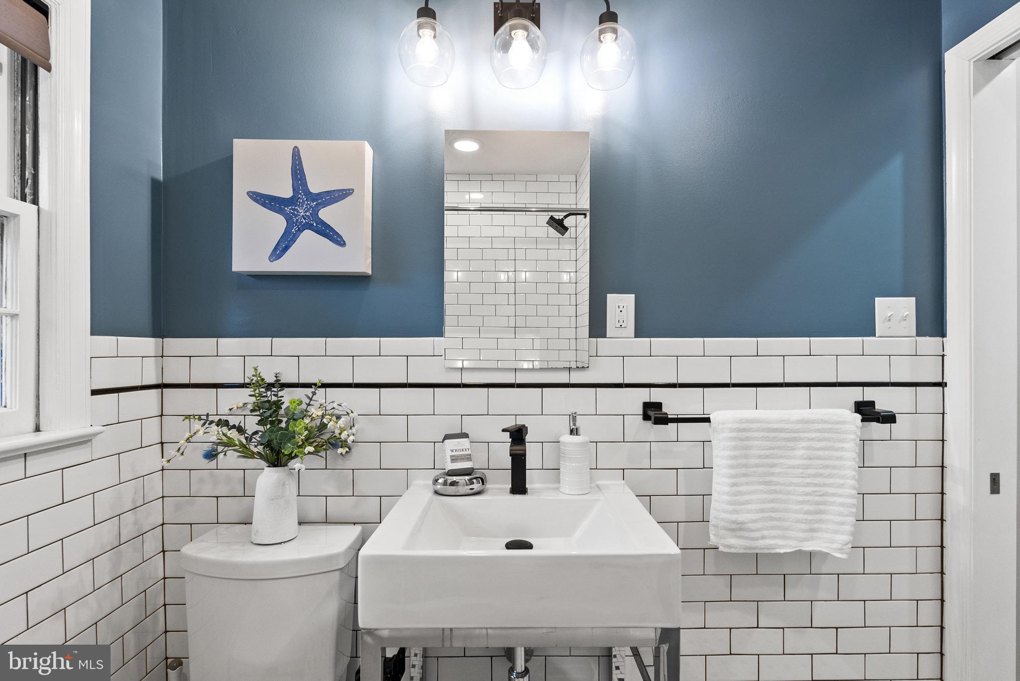 7911 BAINBRIDGE ROAD