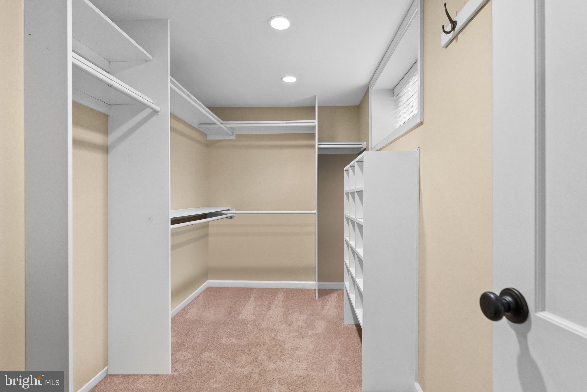 7911 BAINBRIDGE ROAD