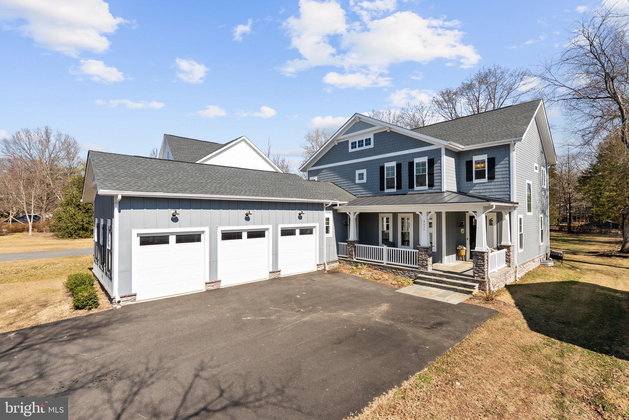 8633 FORT HUNT ROAD