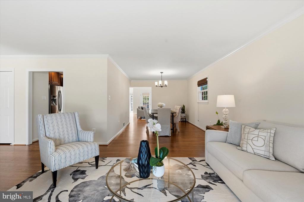 1133 ANESBURY LANE