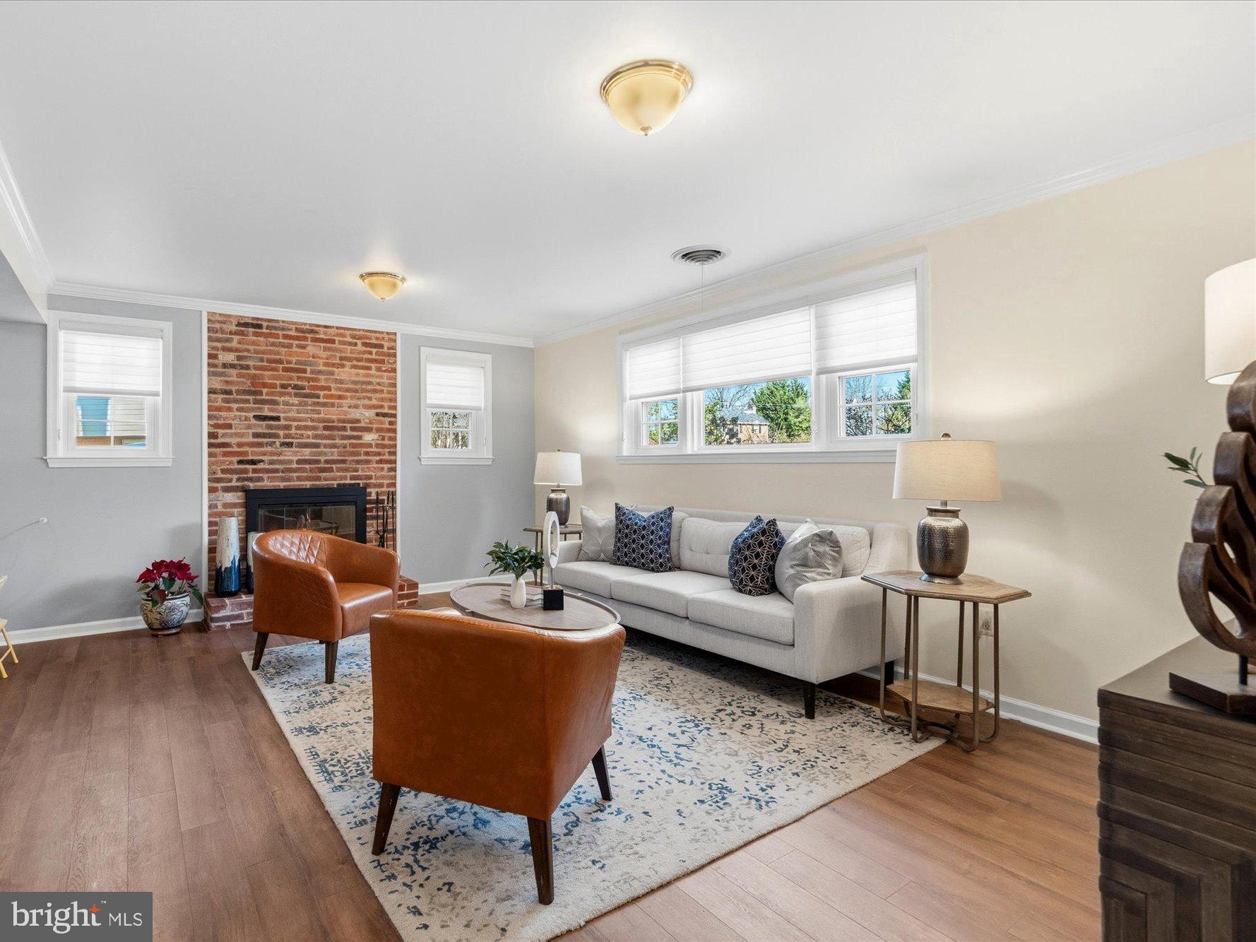 1133 ANESBURY LANE