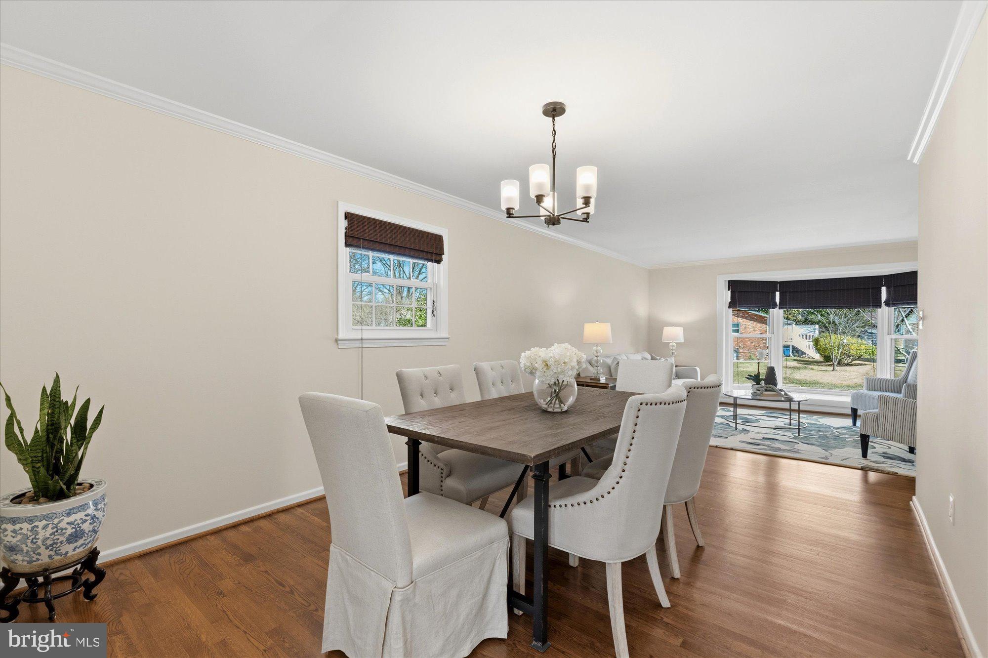 1133 ANESBURY LANE
