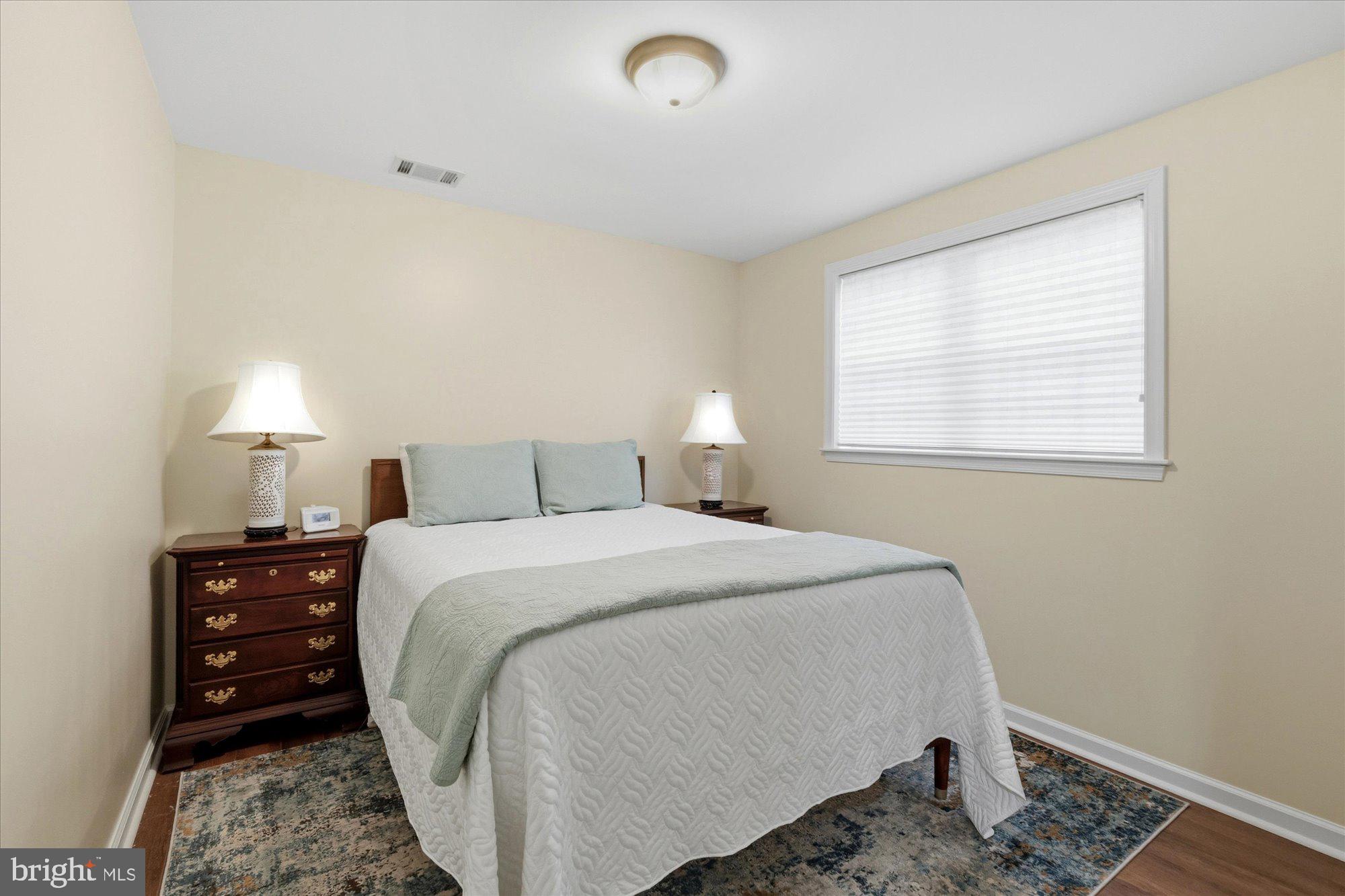 1133 ANESBURY LANE