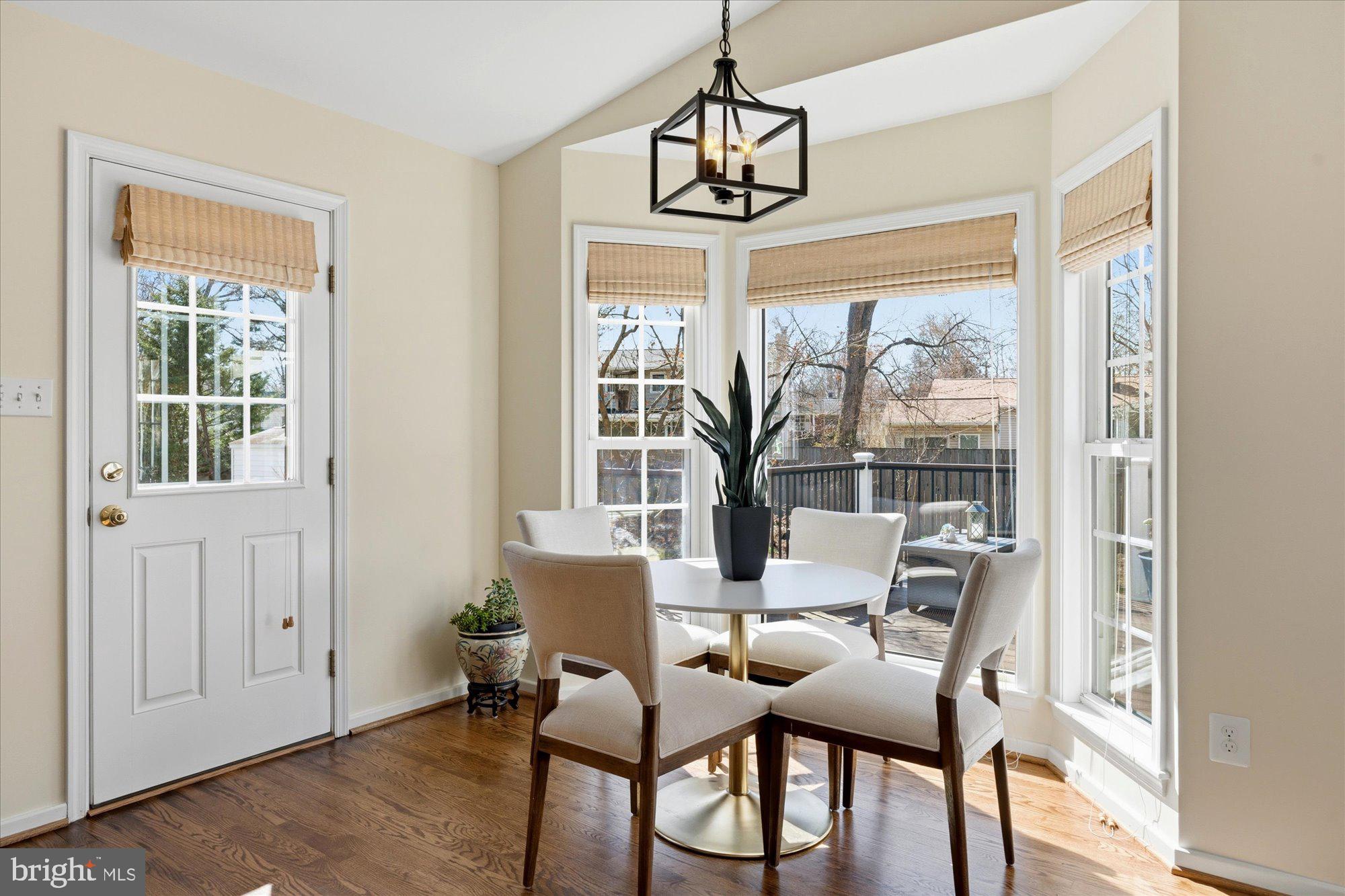 1133 ANESBURY LANE