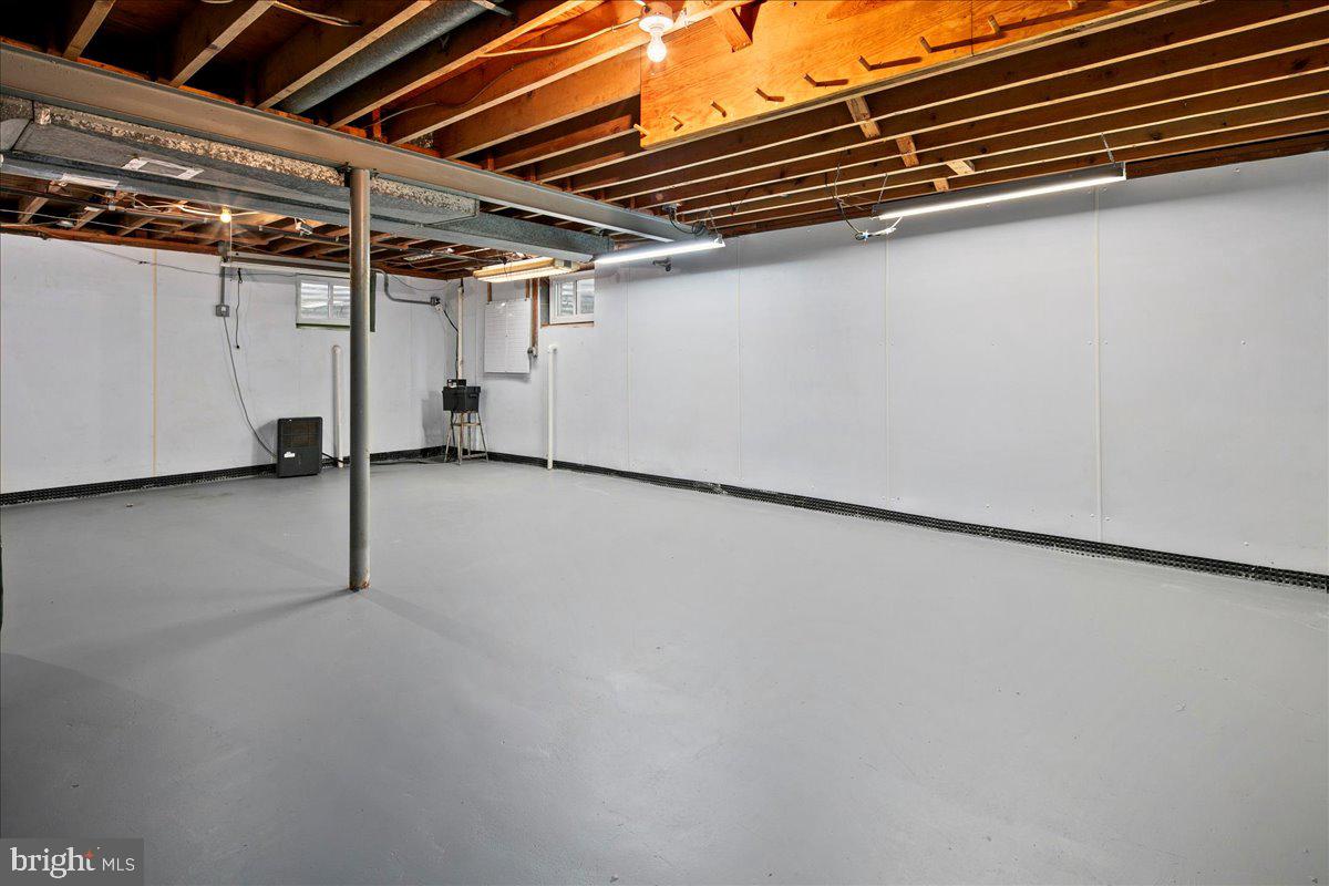 3123 LITTLE CREEK LANE