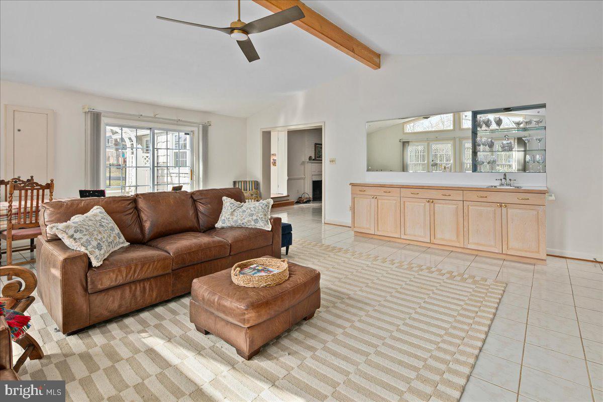 3123 LITTLE CREEK LANE