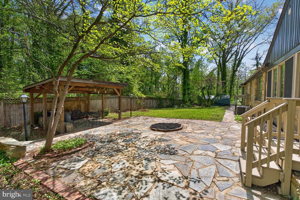5109 BLUE RIDGE AVENUE