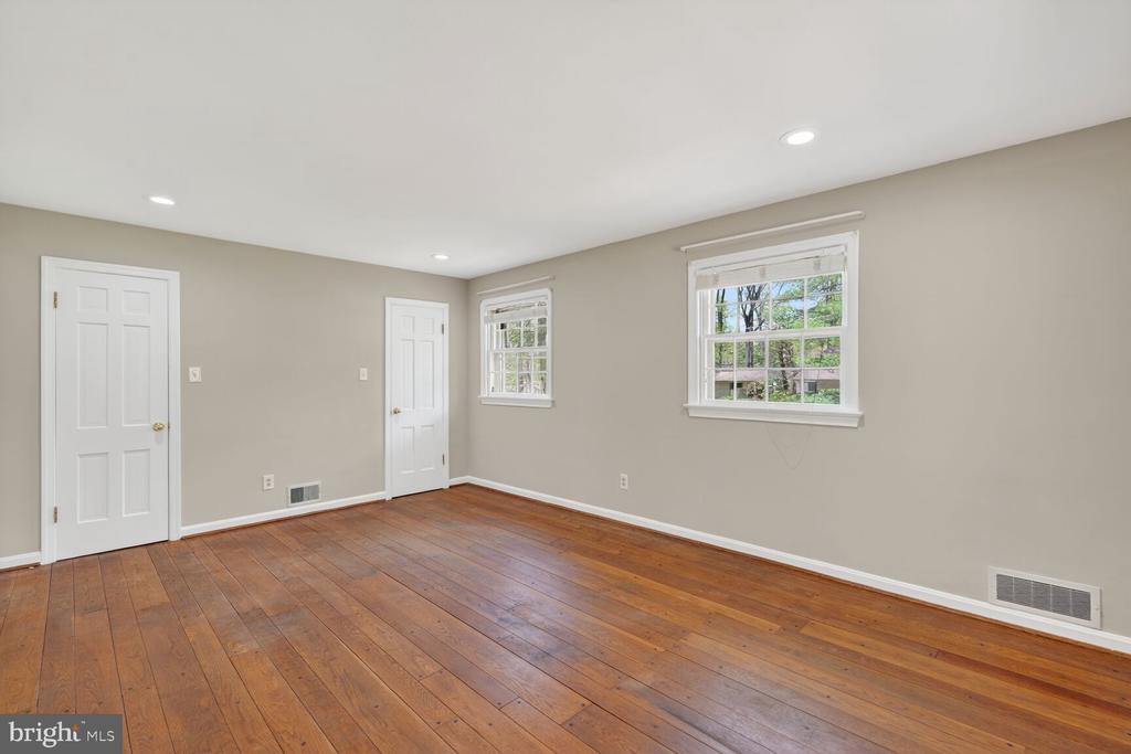 5109 BLUE RIDGE AVENUE