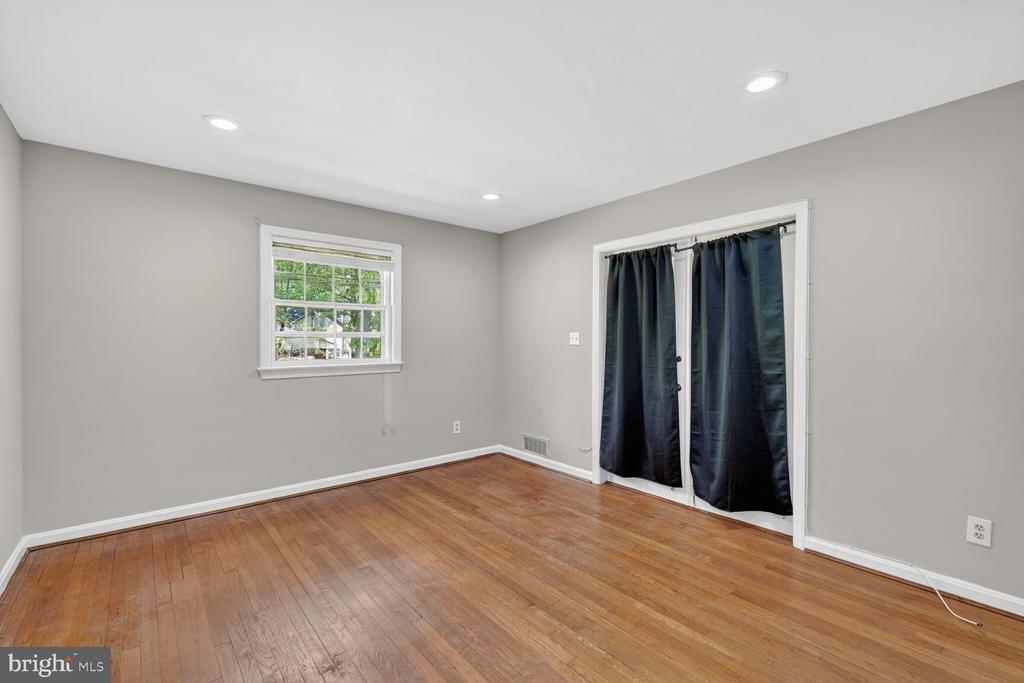5109 BLUE RIDGE AVENUE