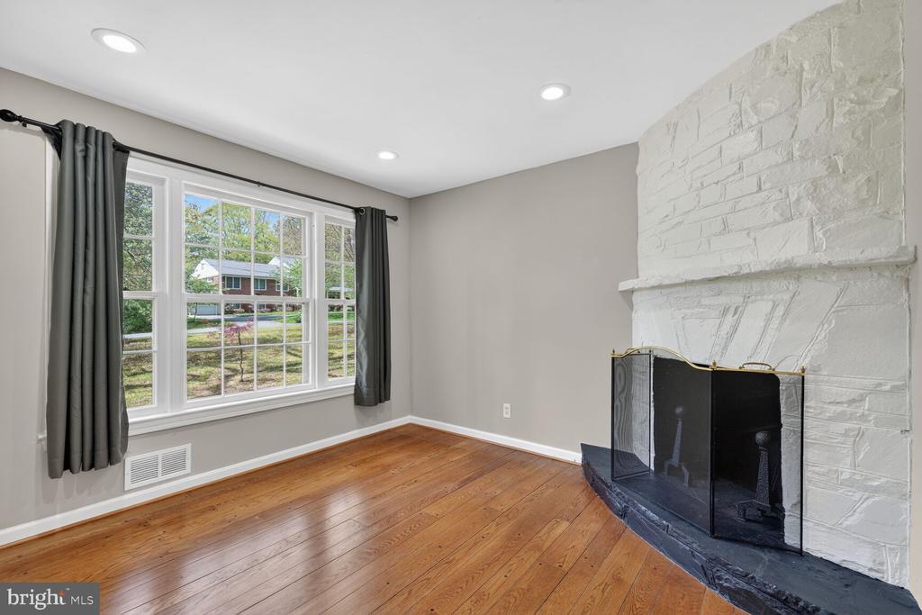 5109 BLUE RIDGE AVENUE