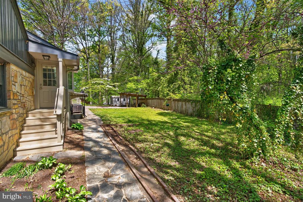 5109 BLUE RIDGE AVENUE