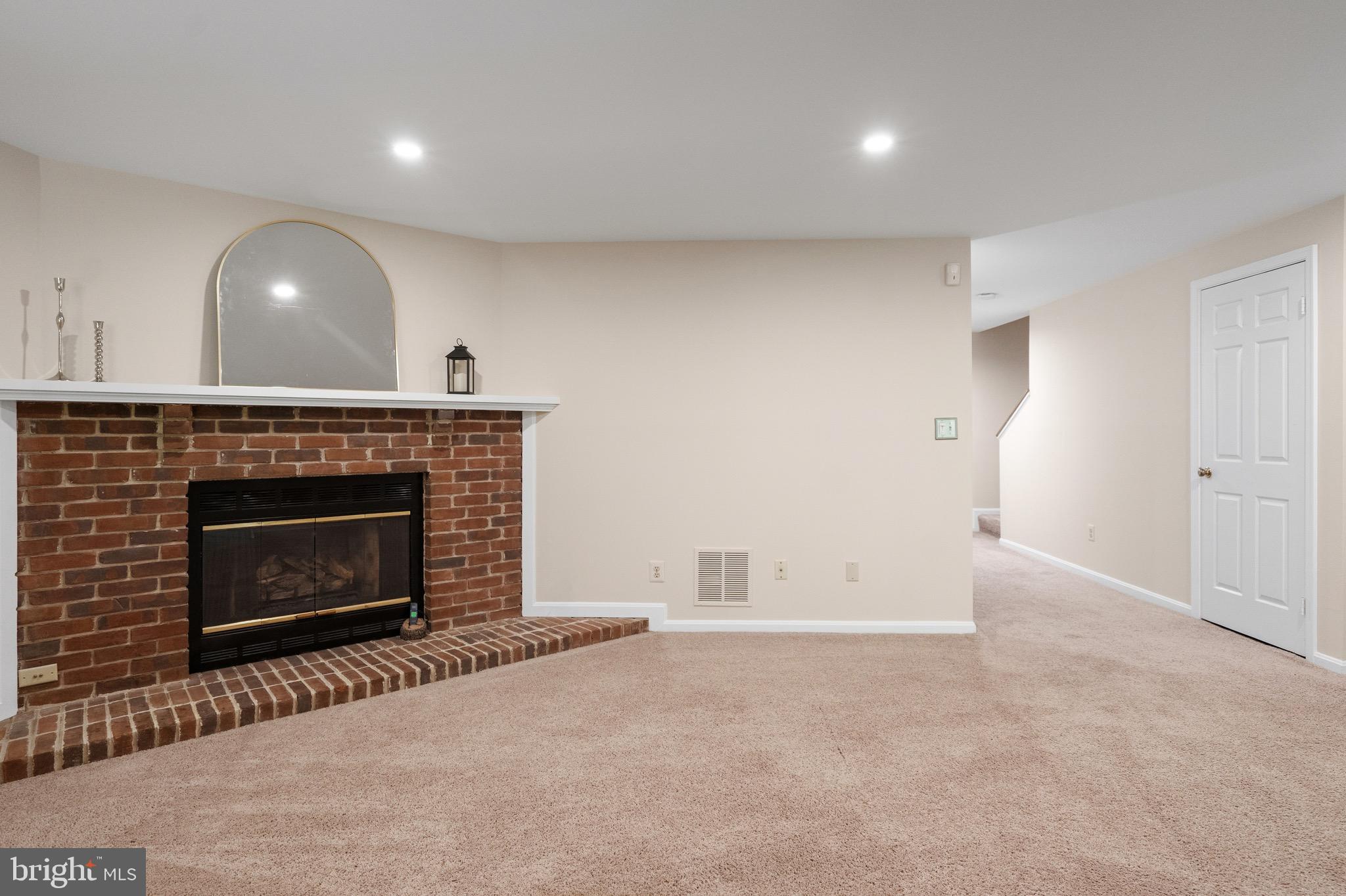 8943 PARK FOREST DRIVE